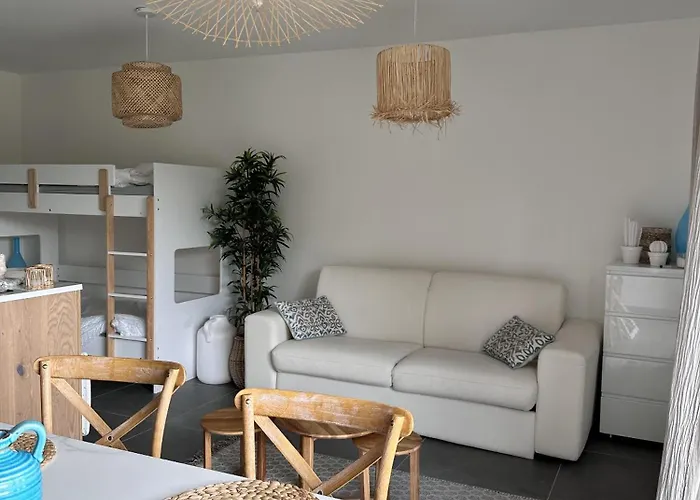 L'opale - Le White Apartment Les Attaques